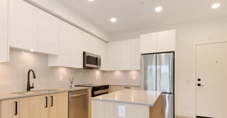 617-10065 133 Street, Surrey, BC, V3T 0X9 - 8