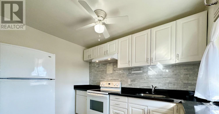 5-2696 Lake Shore Boulevard W, Toronto, ON, M8V 1G8
