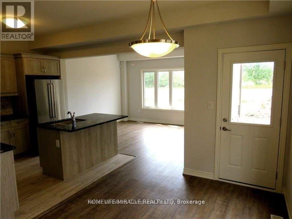9585 Tallgrass Avenue, Niagara Falls, ON, L2G 0Y3 - 6