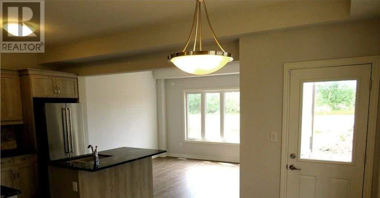 9585 Tallgrass Avenue, Niagara Falls, ON, L2G 0Y3 - 6