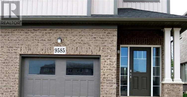 9585 Tallgrass Avenue, Niagara Falls, ON, L2G 0Y3 - 2