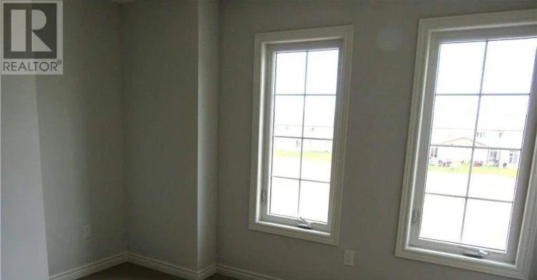 9585 Tallgrass Avenue, Niagara Falls, ON, L2G 0Y3 - 11