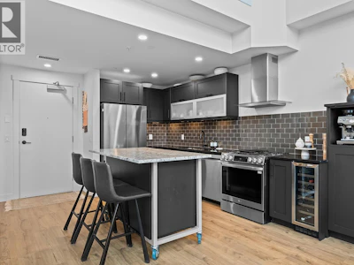 407-700 Martin Avenue - 2