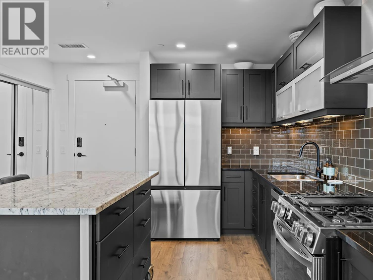 407-700 Martin Avenue, Kelowna, BC, V1Y 6V3 - 3