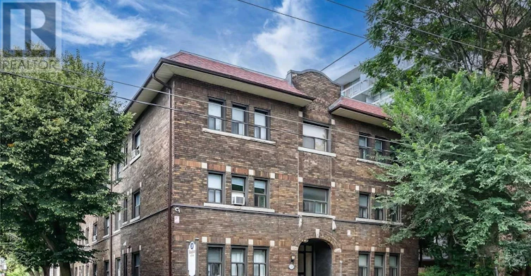 20-120 Vaughan Road, Toronto, ON, M6C 2M2 - 2