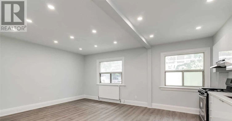 20-120 Vaughan Road, Toronto, ON, M6C 2M2 - 6