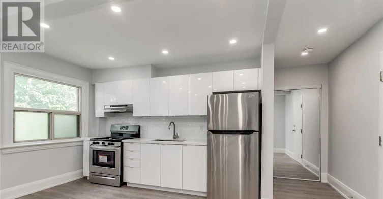 20-120 Vaughan Road, Toronto, ON, M6C 2M2 - 14
