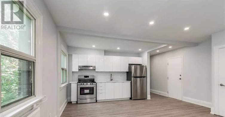 20-120 Vaughan Road, Toronto, ON, M6C 2M2 - 10