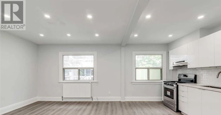 20-120 Vaughan Road, Toronto, ON, M6C 2M2 - 7