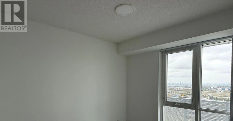 1715-28 Interchange Way, Vaughan, ON, L4K 0P8 - 7