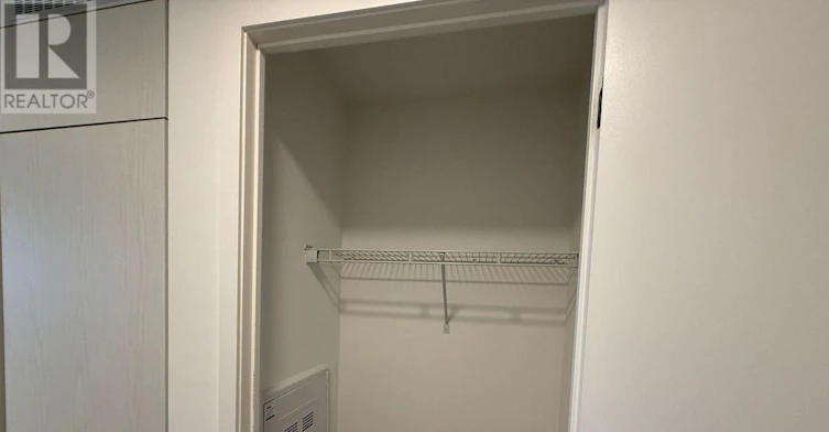 1715-28 Interchange Way, Vaughan, ON, L4K 0P8 - 9