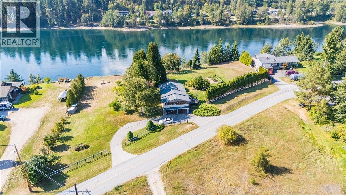 807 Waterloo Road, Ootischenia, BC, V1N 4K8