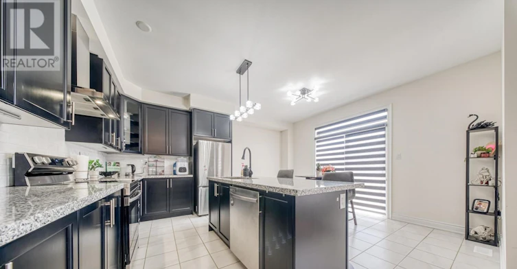 1223 Plymouth Drive, Oshawa, ON, L1L 0T4 - 10