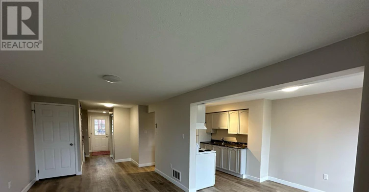 253 Dunsmore Lane N, Barrie, ON, L4M 7A4 - 2