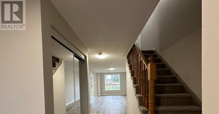 253 Dunsmore Lane N, Barrie, ON, L4M 7A4 - 8