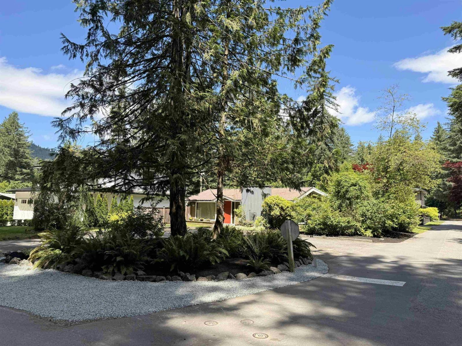 542 Park Drive, Cultus Lake, BC, V2R 4Z8