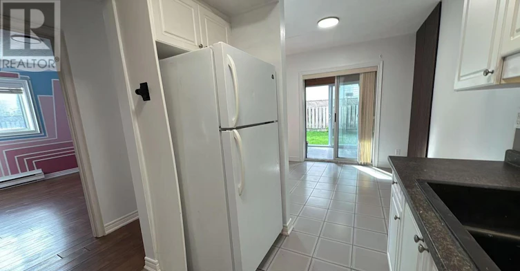 101-210 Pelham Road, St. Catharines, ON, L2S 1W9 - 10