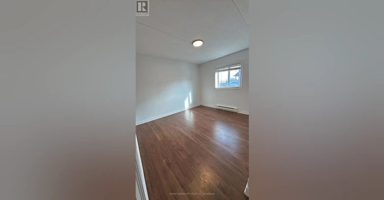 101-210 Pelham Road, St. Catharines, ON, L2S 1W9 - 12