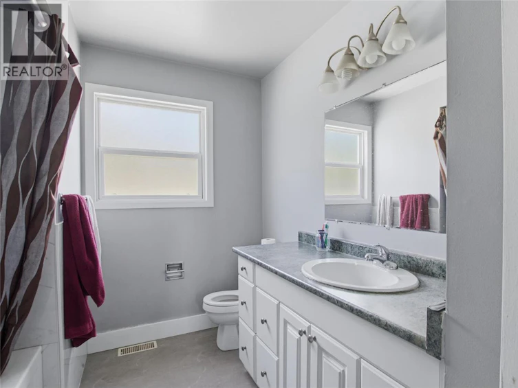 355 Pemberton Terrace, Kamloops, BC, V2C 1T2 - 12