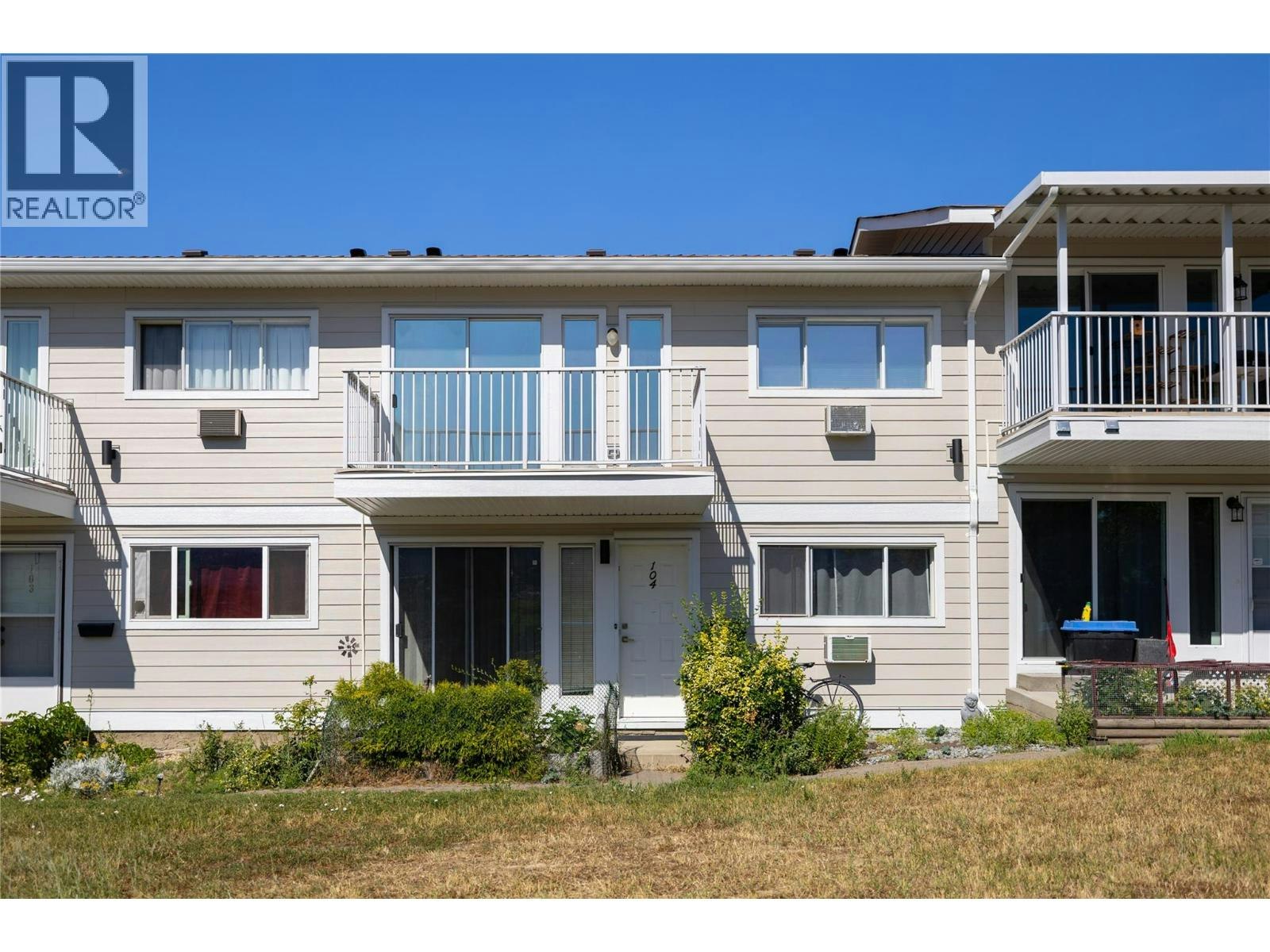 204-4004 34 Street, Vernon, BC, V1T 5Y2