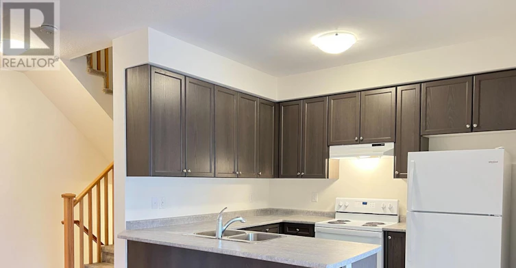 251 Vivant Street, Newmarket, ON, L3X 0K9 - 8