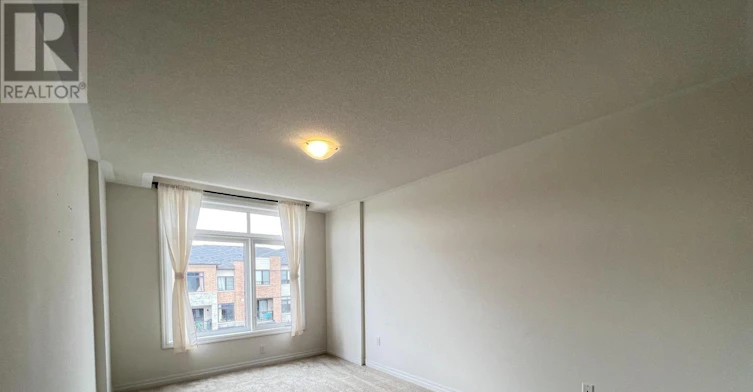 251 Vivant Street, Newmarket, ON, L3X 0K9 - 16