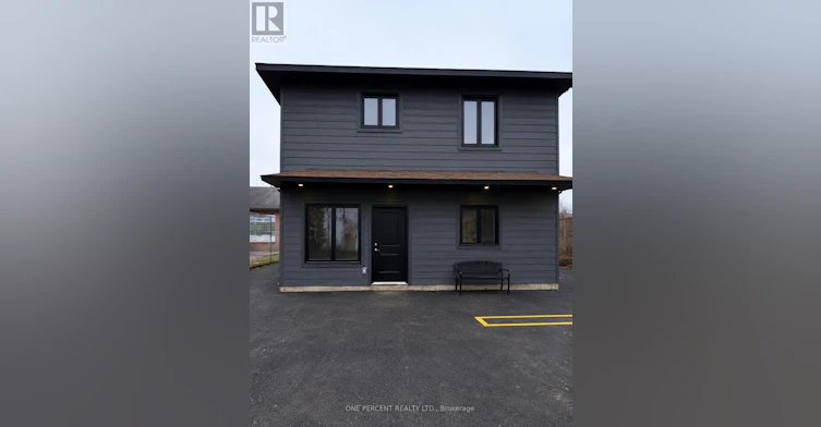 6-6610 Fourth Line Road, Ottawa, ON, K0A 2T0