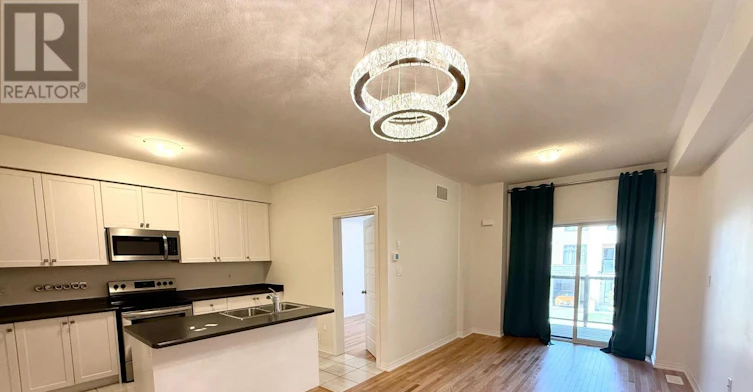 137 Bravo Lane, Newmarket, ON, L3Y 4V9 - 3