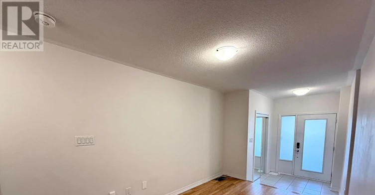 137 Bravo Lane, Newmarket, ON, L3Y 4V9 - 8