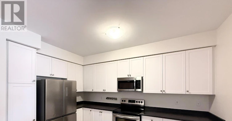 137 Bravo Lane, Newmarket, ON, L3Y 4V9 - 2