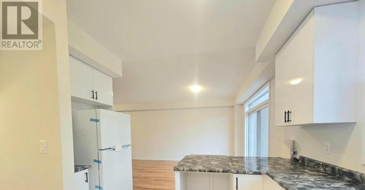 22 Hylton Drive, Barrie, ON, L9S 2Z8 - 18