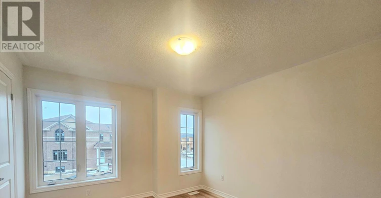 22 Hylton Drive, Barrie, ON, L9S 2Z8 - 8