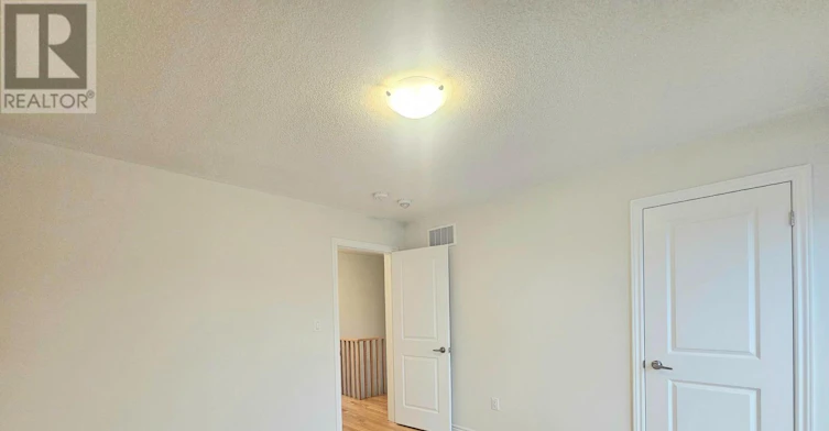 22 Hylton Drive, Barrie, ON, L9S 2Z8 - 9