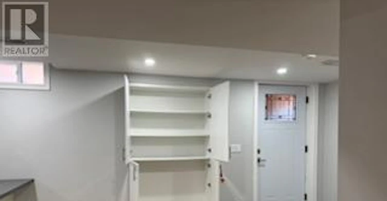 BSMT-930 Silversmith Drive, Mississauga, ON, L5V 1E9 - 13
