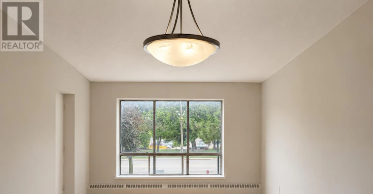 206-1665 Bloor Street E, Mississauga, ON, L4X 1S4 - 2