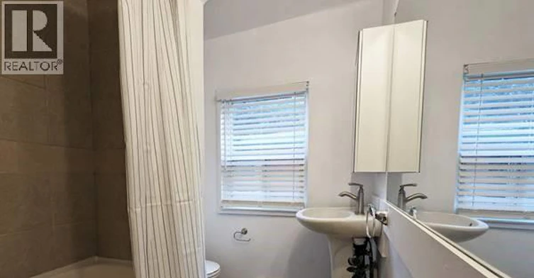 2-229 Wellington Street N, Kitchener, ON, N2H 5K6 - 7