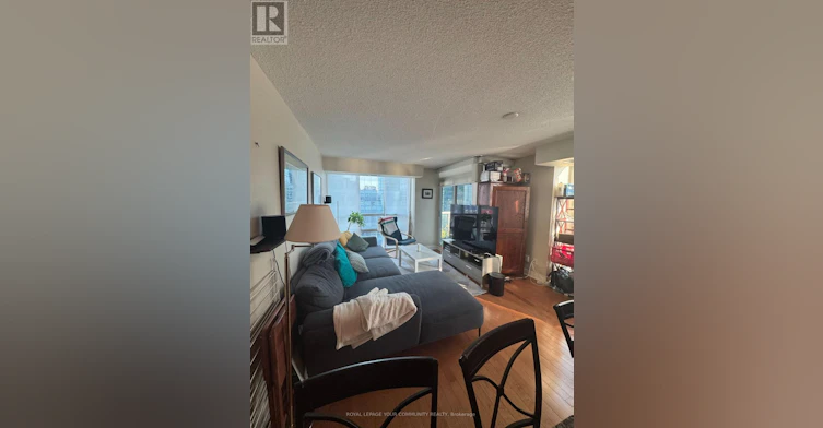 3806-30 Grand Trunk Crescent, Toronto, ON, M5J 3A4