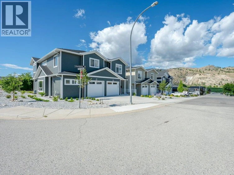 395 Chardonnay Avenue, Oliver, BC, V0H 1T4 - 44