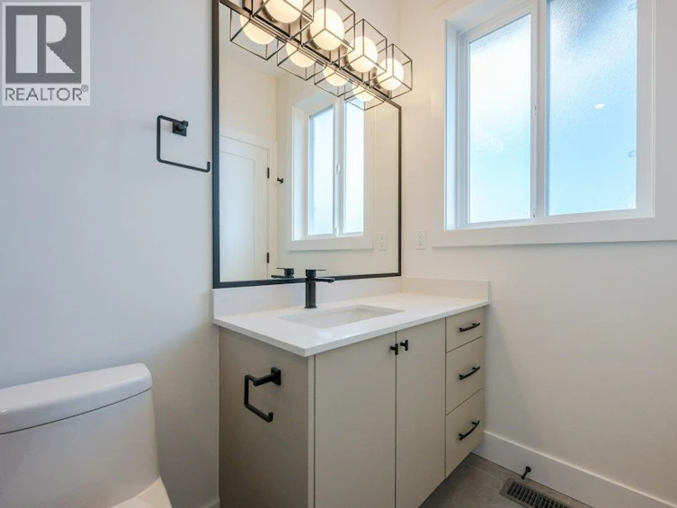 395 Chardonnay Avenue, Oliver, BC, V0H 1T4 - 30