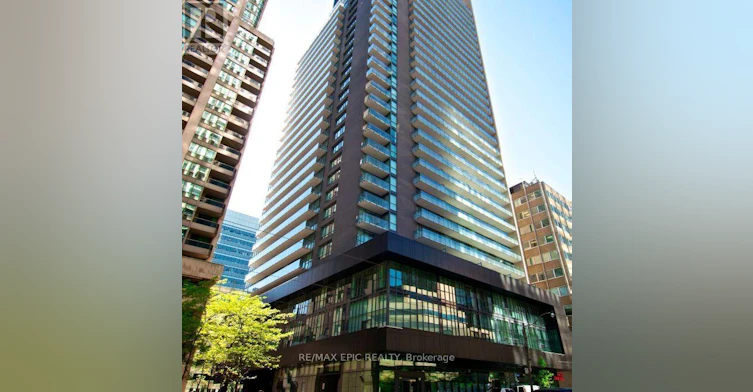 702-770 Bay Street, Toronto, ON, M5G 1N6