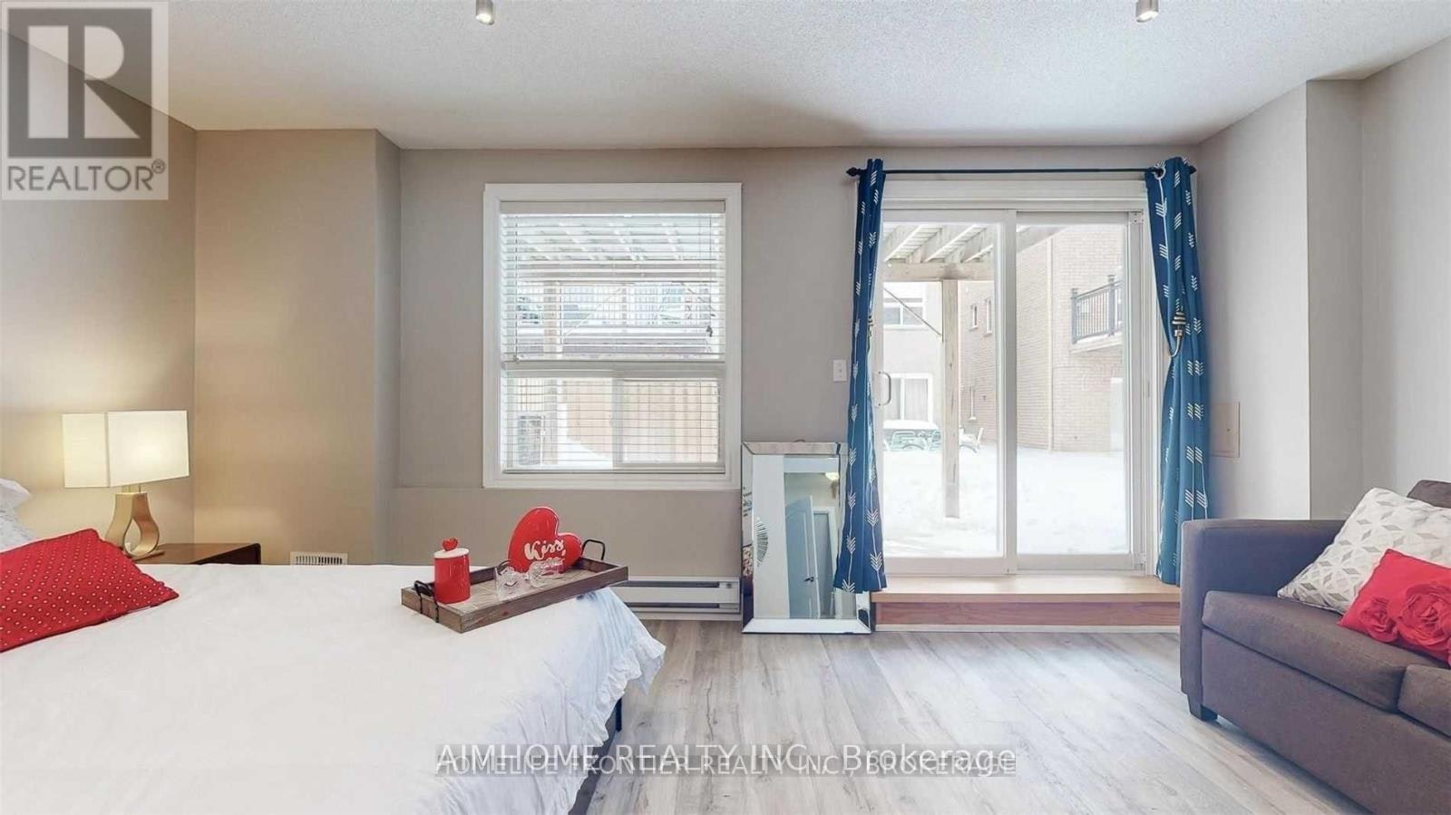BSMT-10 Portsmouth Road, Vaughan, ON, L6A 3E7 - 12