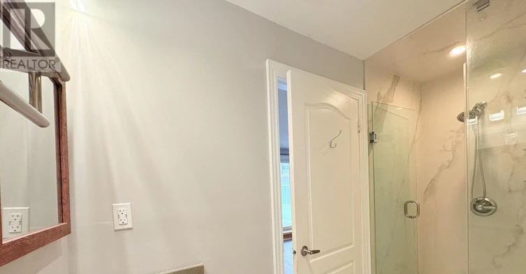 WALK OUT BSMT-10 Portsmouth Road, Vaughan, ON, L6A 3E7 - 14