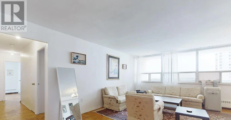 1407-360 Ridelle Avenue, Toronto, ON, M6B 4B4 - 4