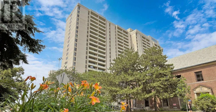 1407-360 Ridelle Avenue, Toronto, ON, M6B 4B4 - 35