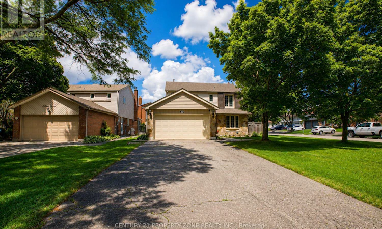 27 Madrid Crescent N