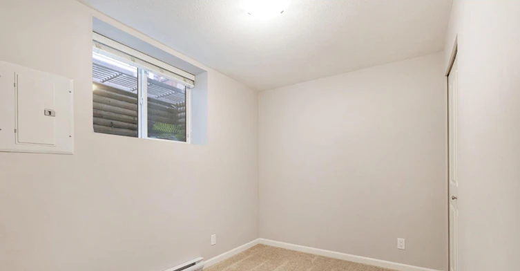 Basement-18864 68 Avenue, Surrey, BC, V4N 5Z9 - 13