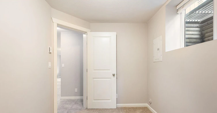 Basement-18864 68 Avenue, Surrey, BC, V4N 5Z9 - 15