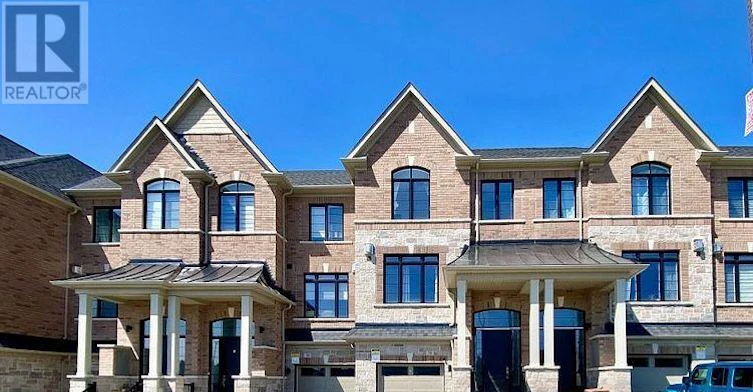 2-36 Elkington Crescent, Whitby, ON, L1P 0L7