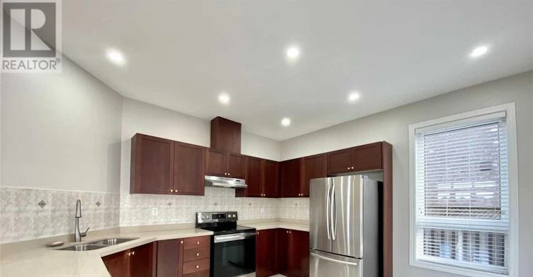 5688 Pegasus Street, Mississauga, ON, L5M 7G2 - 8