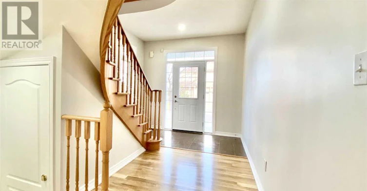 5688 Pegasus Street, Mississauga, ON, L5M 7G2 - 4